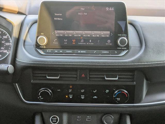 Used 2023 Nissan Rogue S image 14