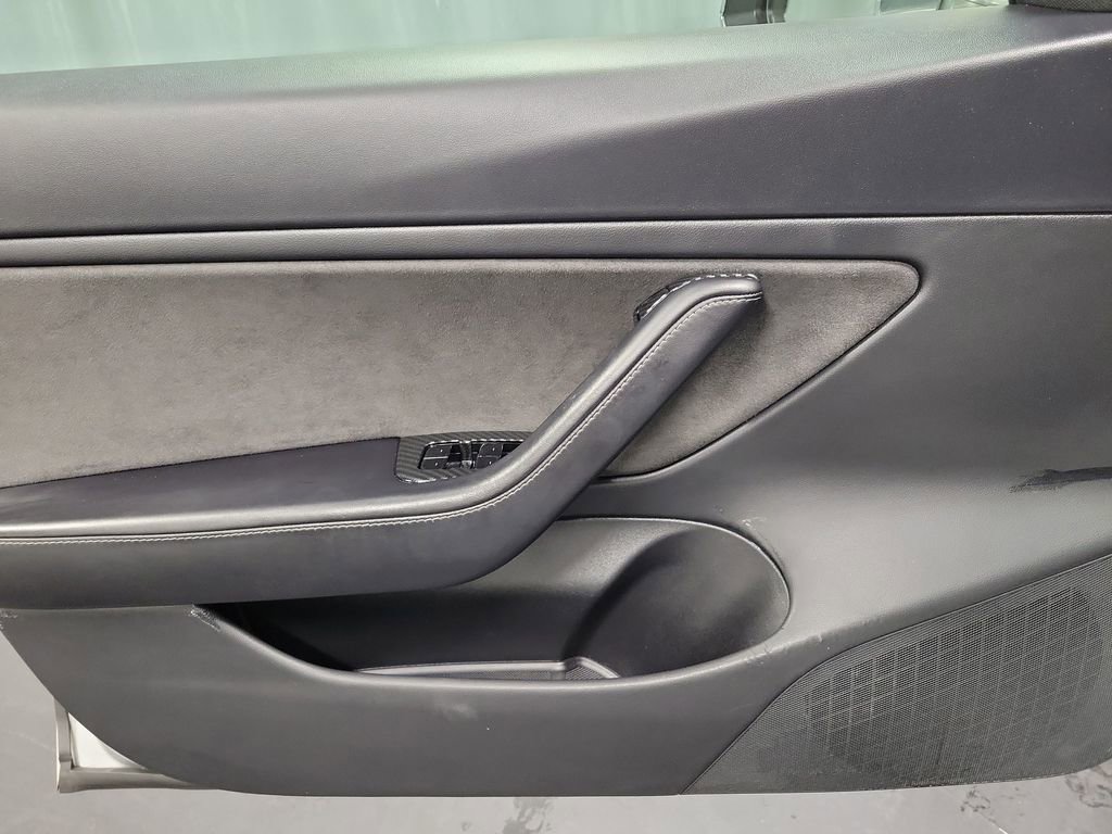Used 2018 Tesla Model 3 Long Range image 23