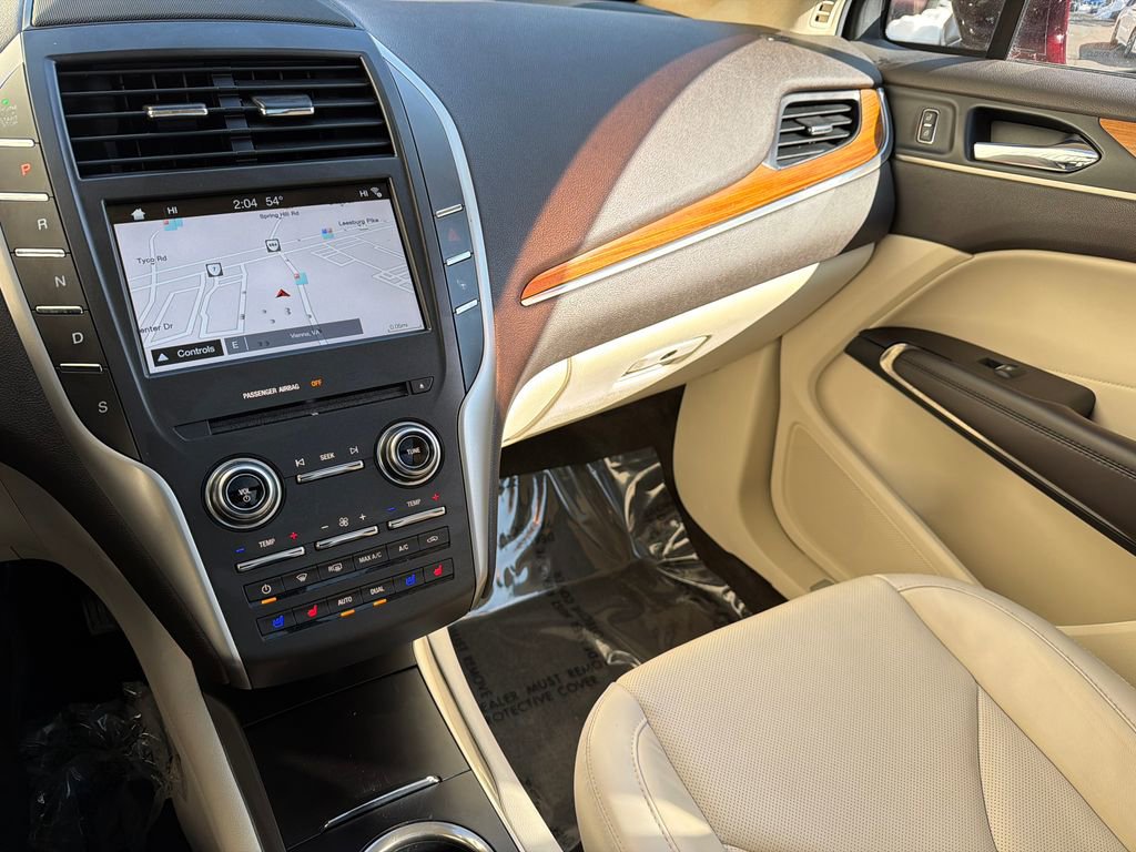 Used 2016 Lincoln MKC Reserve image 25