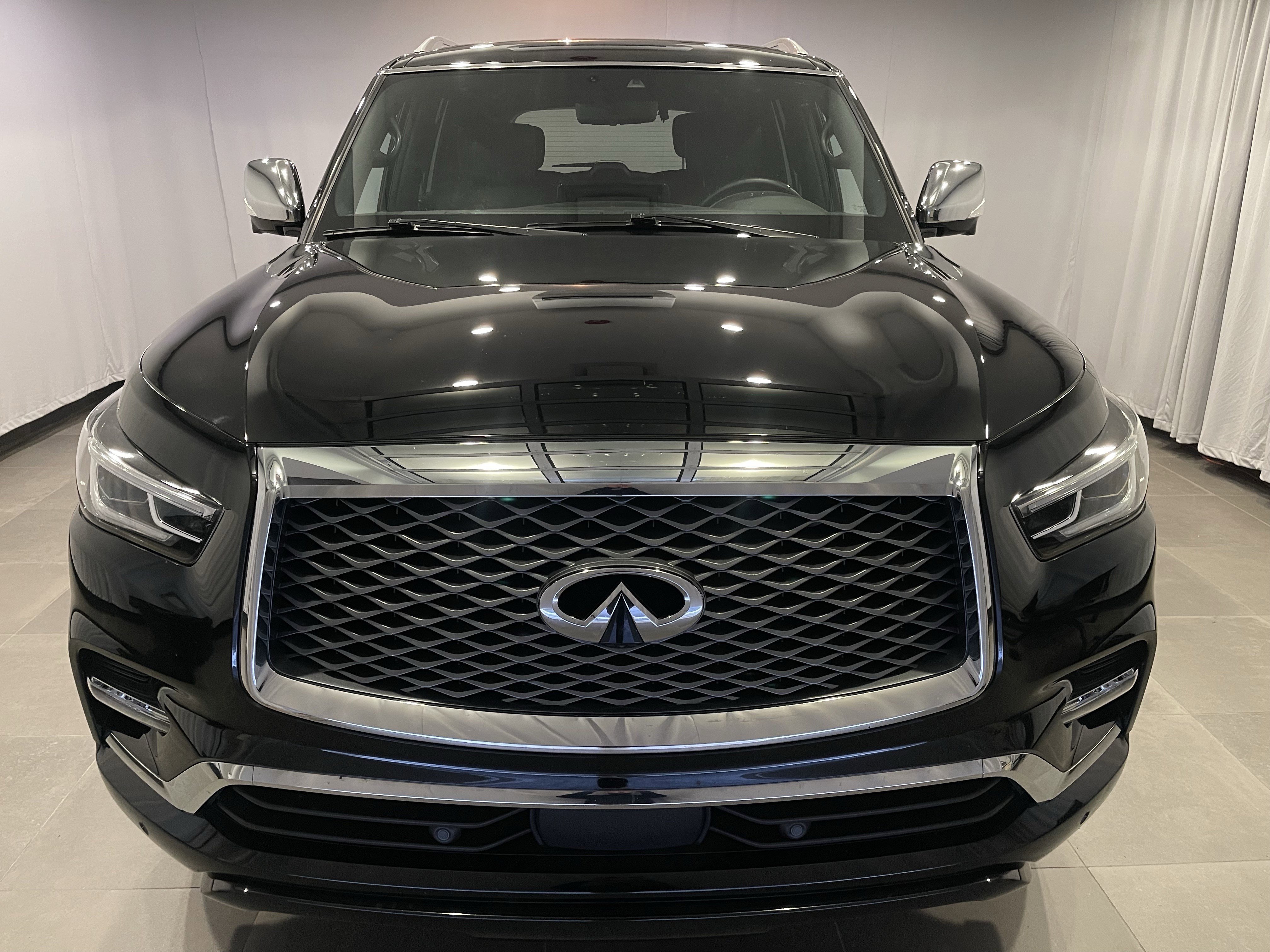 Used 2023 INFINITI QX80 Sensory w/ Cargo Package AWD/4WD image 2