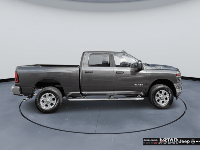 Used 2026 RAM 2500 Big Horn AWD/4WD image 4