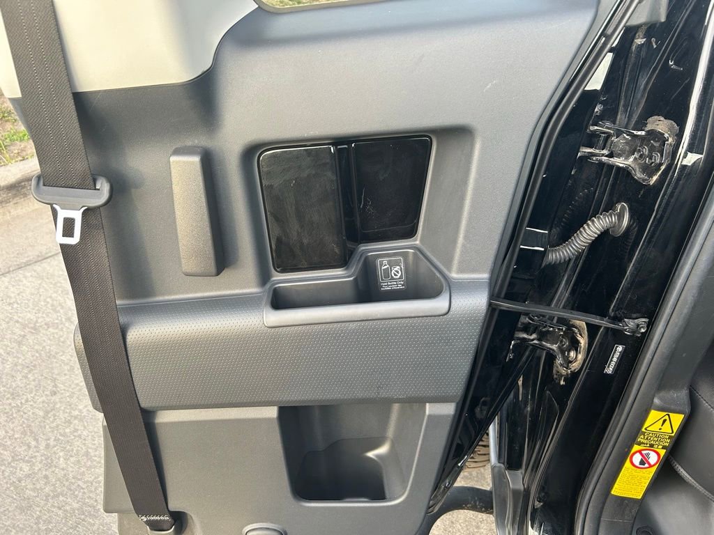 Used 2014 Toyota FJ Cruiser 4WD w/ Upgrade Package image 30