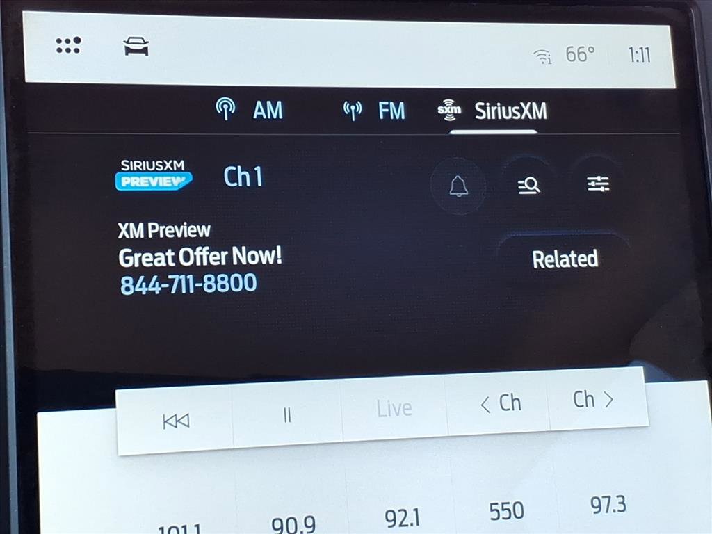 Used 2024 Ford Edge SEL image 5