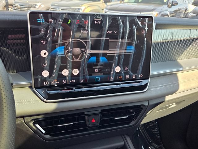 New 2026 Volkswagen Tiguan SE R-Line FWD image 20