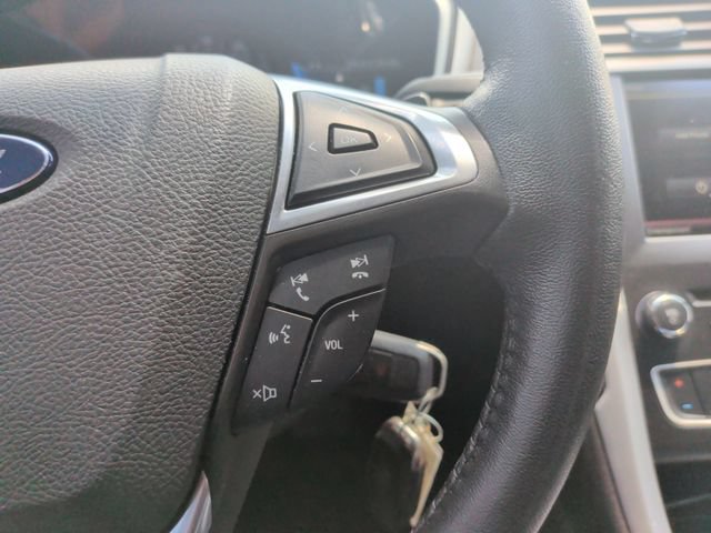 Used 2016 Ford Fusion SE FWD image 19