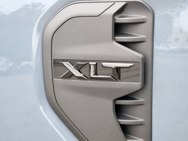 New 2025 Ford Ranger XLT w/ Black Appearance Package image 15