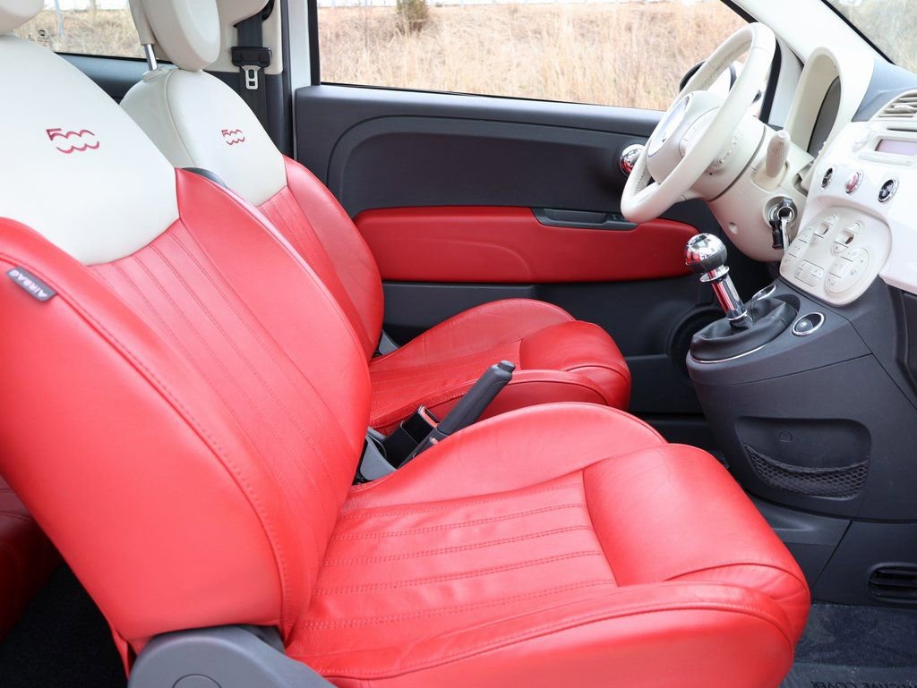 Used 2013 FIAT 500 Lounge w/ Luxury Leather Pkg image 9