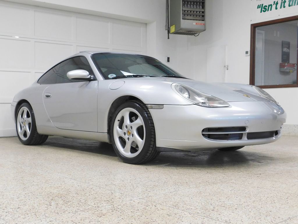Used 2001 Porsche 911 Carrera 4 image 3