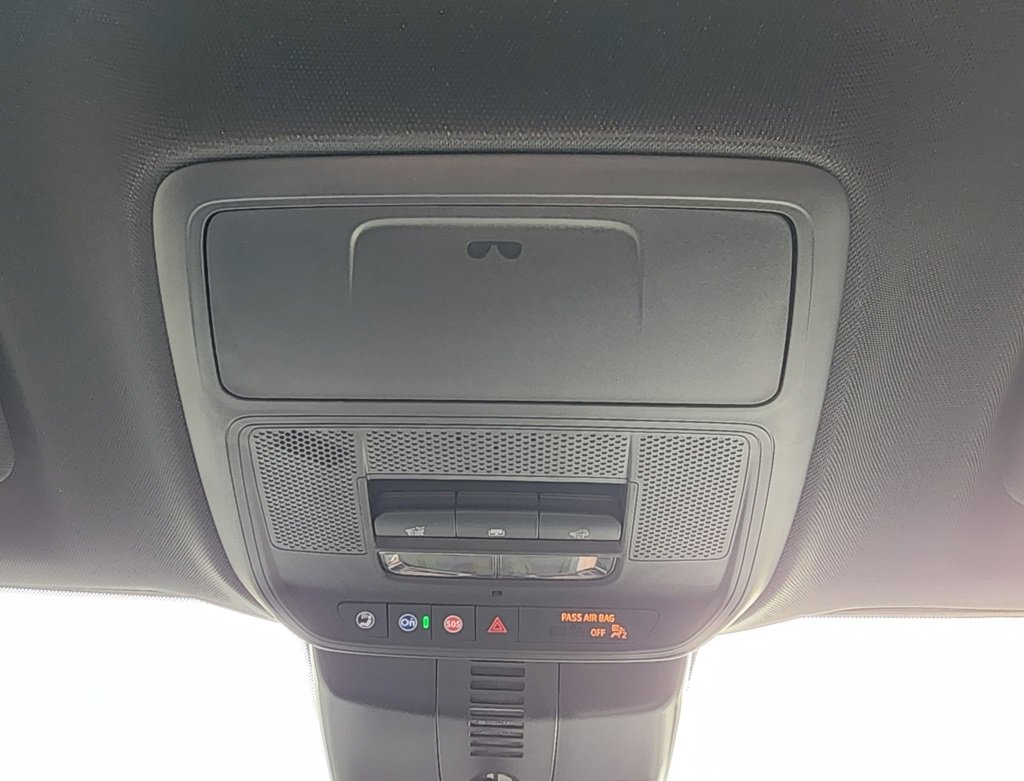 New 2026 GMC Acadia AT4 w/ Super Cruise Package image 39