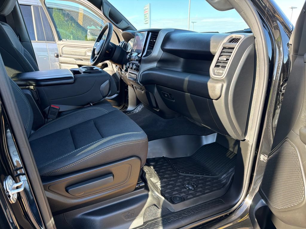 Used 2025 RAM 1500 Tradesman w/ Night Edition AWD/4WD image 21