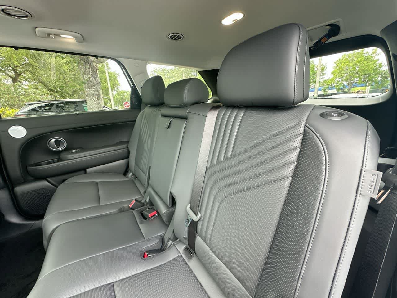New 2026 Hyundai Palisade SEL Premium FWD image 22