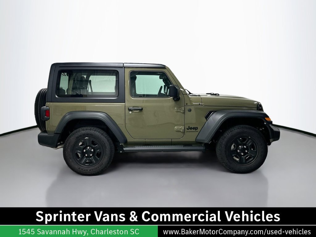 Used 2025 Jeep Wrangler Sport AWD/4WD image 8