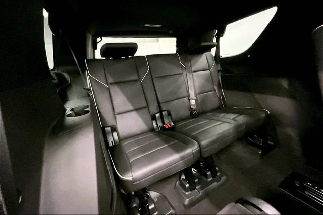 Used 2023 Cadillac Escalade Premium Luxury w/ Performance Package AWD/4WD image 33