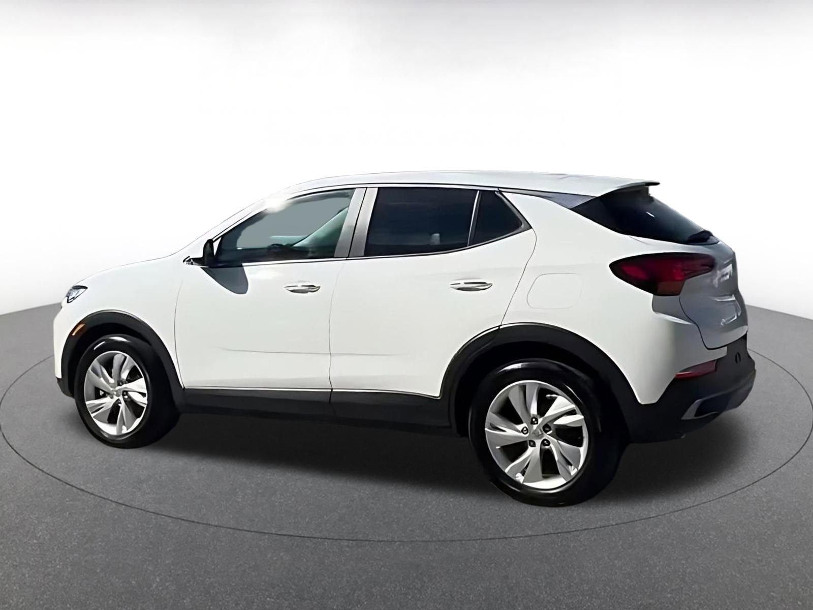 Used 2025 Buick Encore GX Preferred image 9