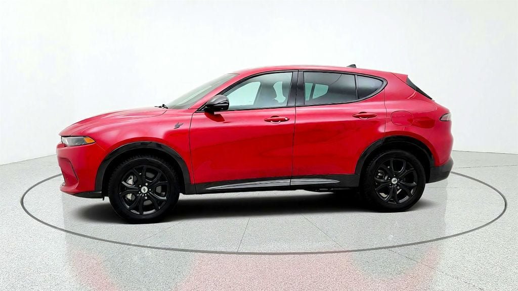 Used 2024 Dodge Hornet R/T w/ Tech Pack w/o Parking AWD/4WD image 8