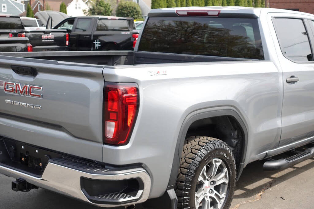 Used 2023 GMC Sierra 1500 Pro w/ Pro Value Package AWD/4WD image 12