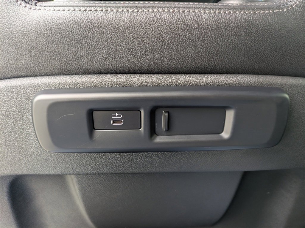 Used 2021 BMW X5 sDrive40i w/ Convenience Package image 16