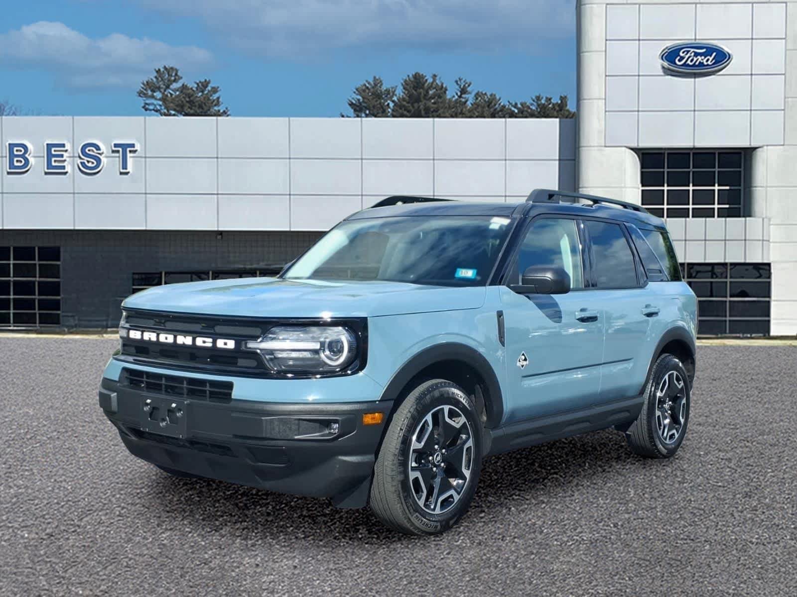 Used 2023 Ford Bronco Sport Outer Banks AWD/4WD image 1