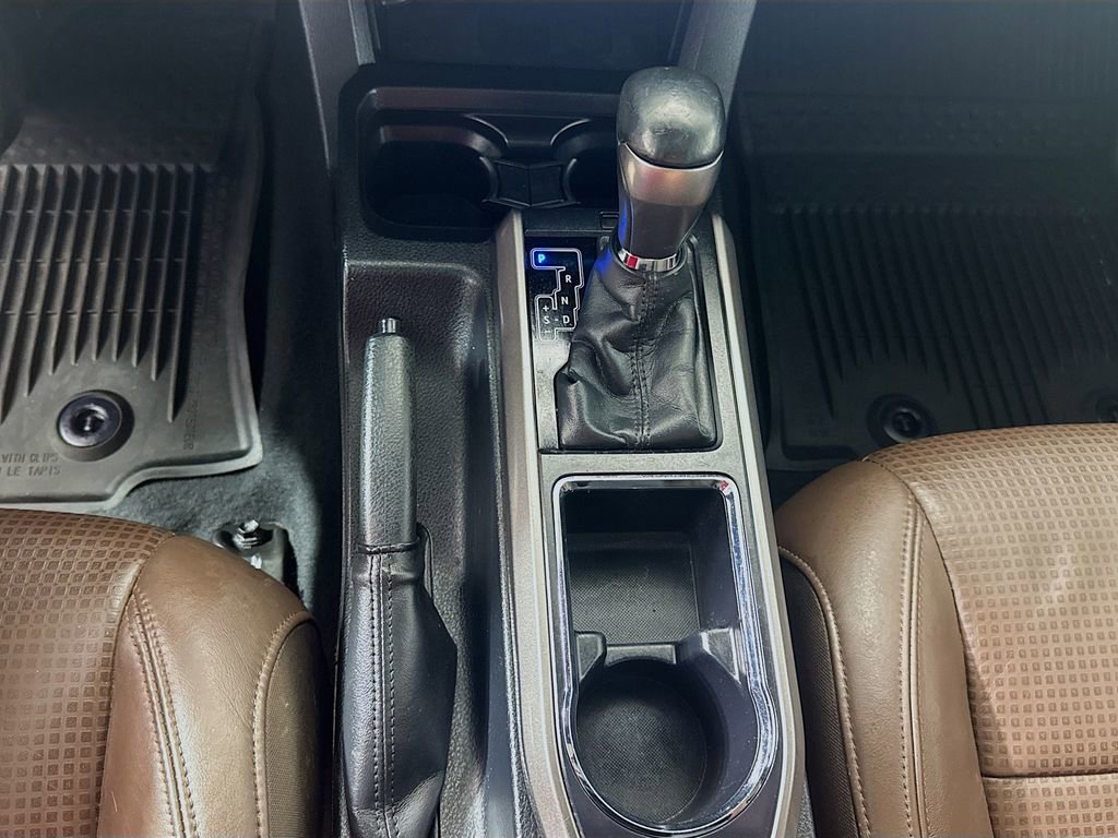 Used 2018 Toyota Tacoma Limited image 17