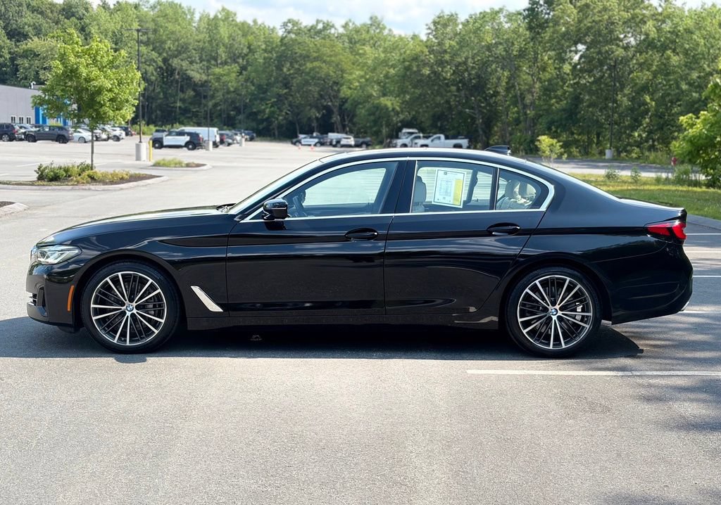 Certified 2023 BMW 540i xDrive w/ Executive Package AWD/4WD image 3