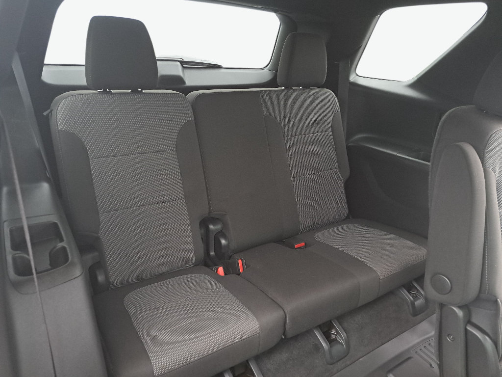 Used 2023 Chevrolet Traverse LT AWD/4WD image 13