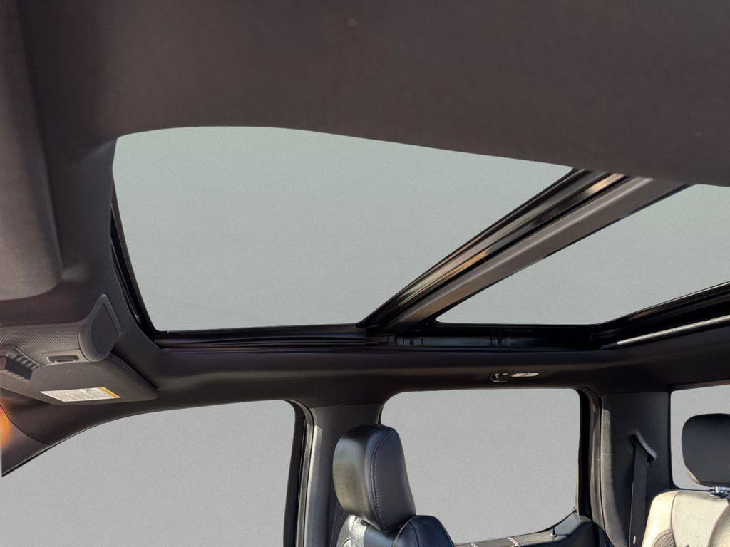 Used 2020 Ford F150 Raptor w/ Equipment Group 801A Mid image 19