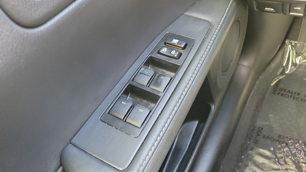 Used 2015 Lexus ES 350 w/ Luxury Package FWD image 19