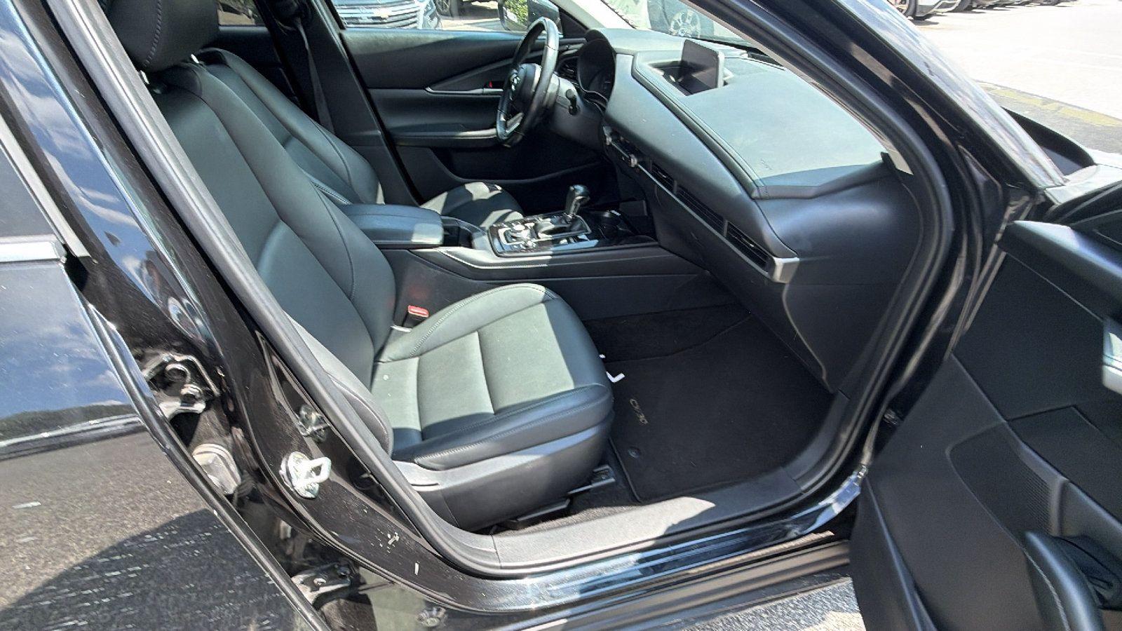 Used 2024 MAZDA CX-30 AWD 2.5 S w/ Select Sport Pkg image 19