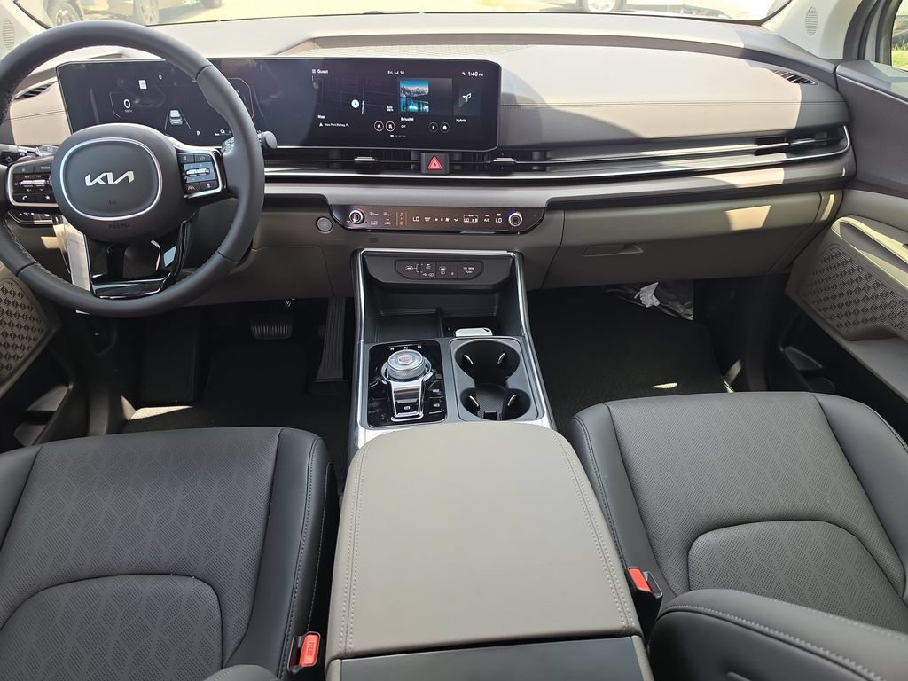 New 2026 Kia Carnival SX FWD image 13