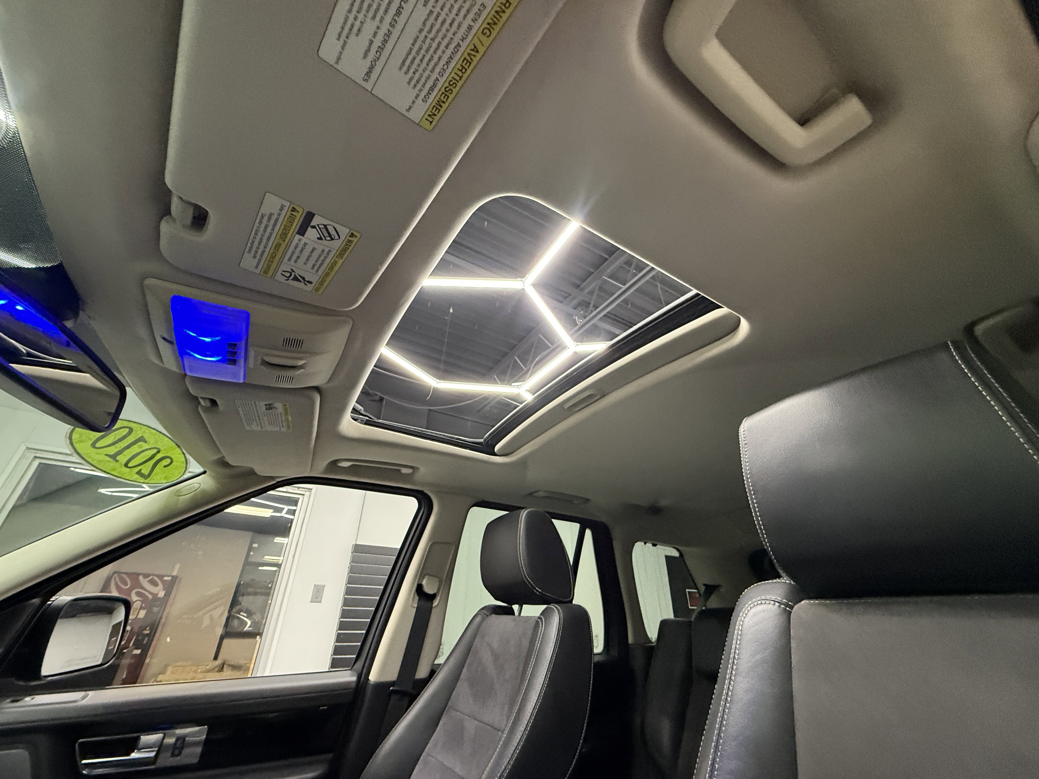 Used 2010 Land Rover Range Rover Sport Supercharged image 11