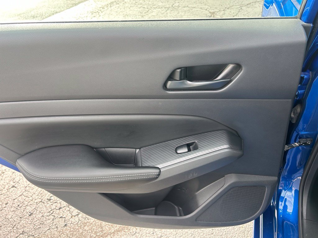 Used 2025 Nissan Altima 2.5 SV FWD image 33