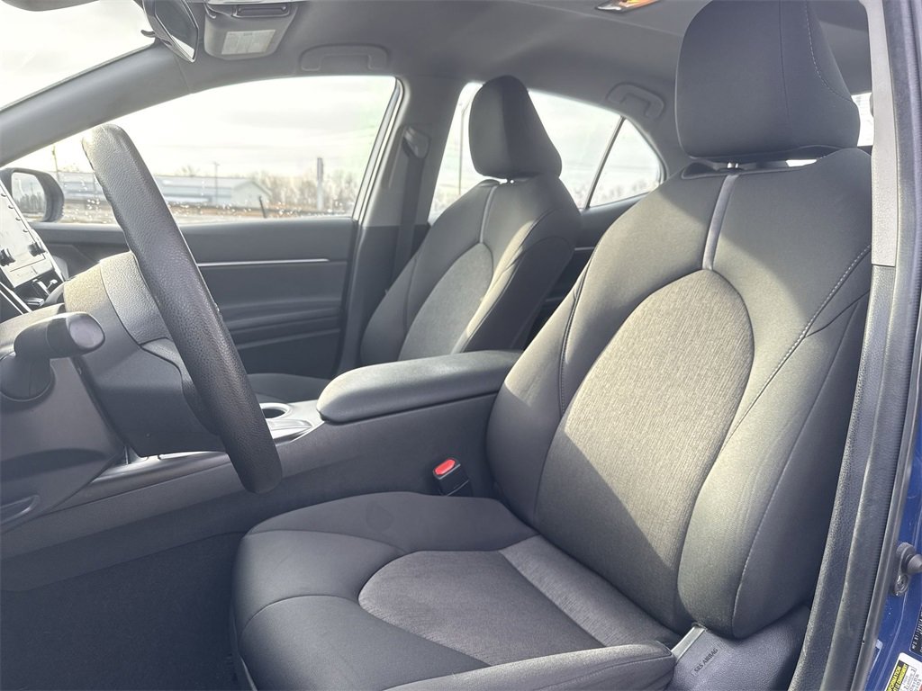Used 2023 Toyota Camry LE image 13