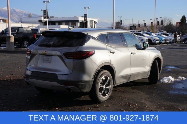 Used 2025 Chevrolet Blazer LT image 4