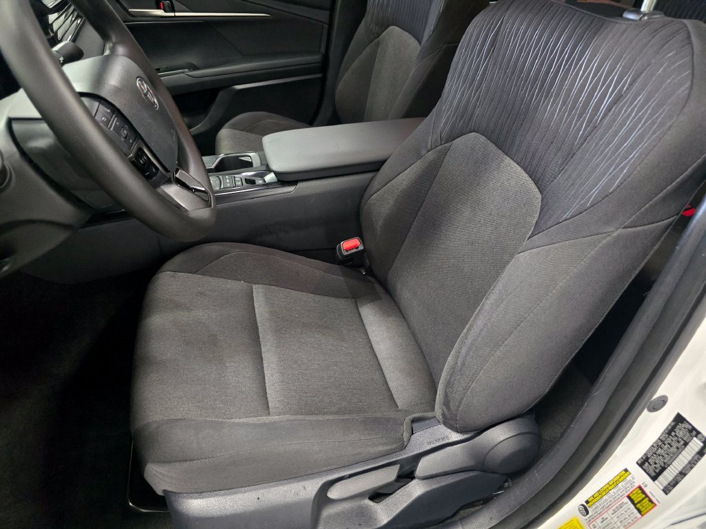 Certified 2025 Toyota Camry LE FWD image 23