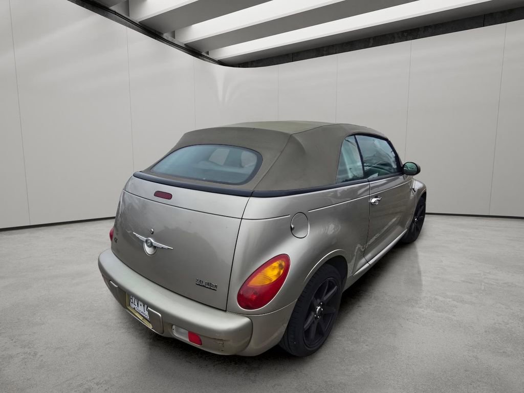 Used 2005 Chrysler PT Cruiser GT image 12
