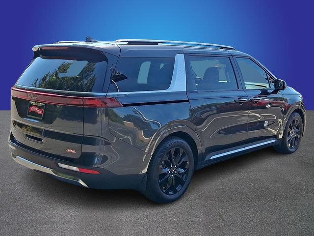 Used 2023 Kia Carnival SX FWD image 4