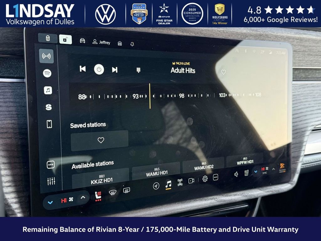 Used 2022 Rivian R1T Adventure image 16