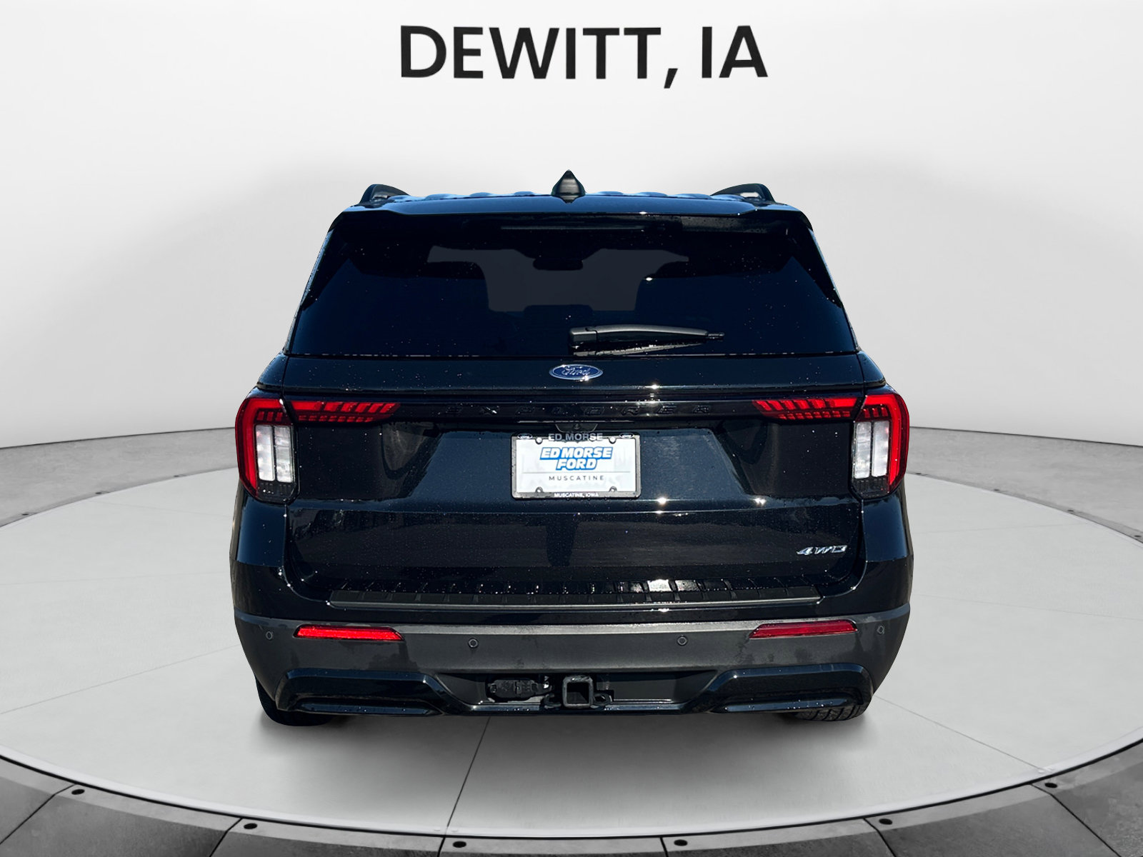 Used 2025 Ford Explorer ST-Line AWD/4WD image 4