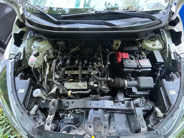 Used 2022 Nissan Kicks S FWD image 37