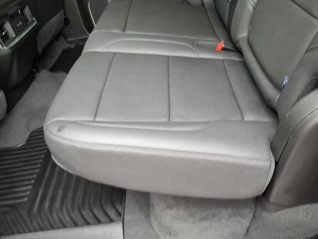 Used 2024 Chevrolet Silverado 2500 LTZ w/ LTZ Convenience Package image 21