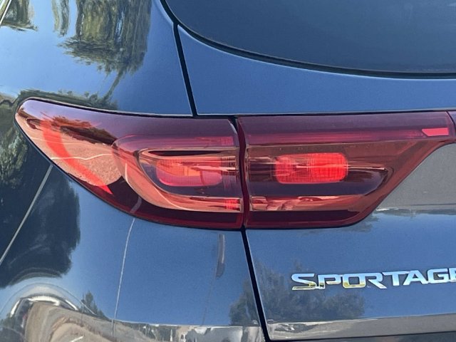 Used 2020 Kia Sportage EX FWD image 10