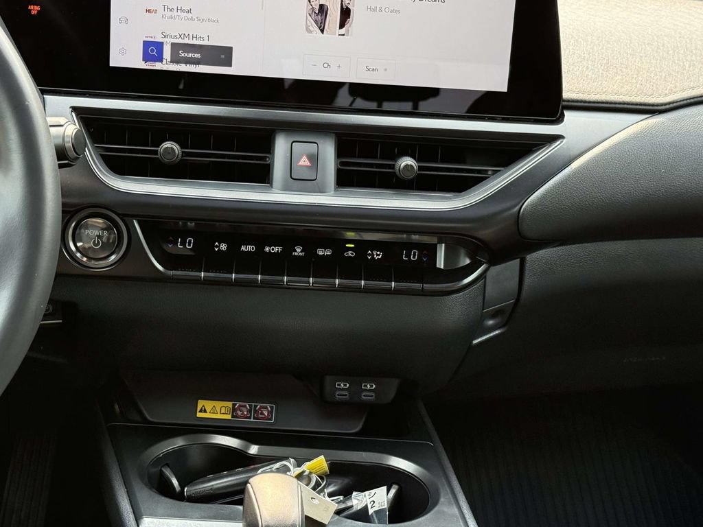 Used 2025 Lexus UX 300h AWD w/ Accessory Package (Z1) image 19