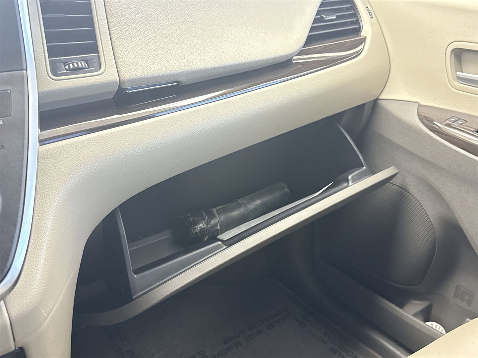 Used 2018 Toyota Sienna XLE w/ XLE Navigation Package image 28