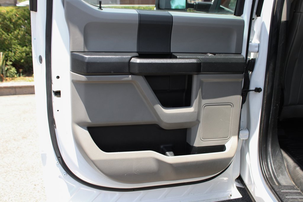 Used 2017 Ford F450 XL w/ Power Equipment Group image 31