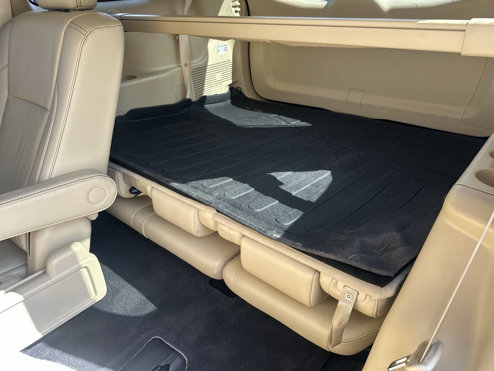 Used 2019 Toyota Highlander XLE FWD image 32
