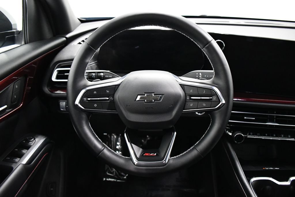 Used 2025 Chevrolet Traverse Z71 w/ Driver Confidence Package AWD/4WD image 9