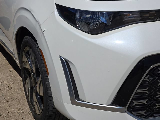 Certified 2023 Kia Soul GT-Line FWD image 4