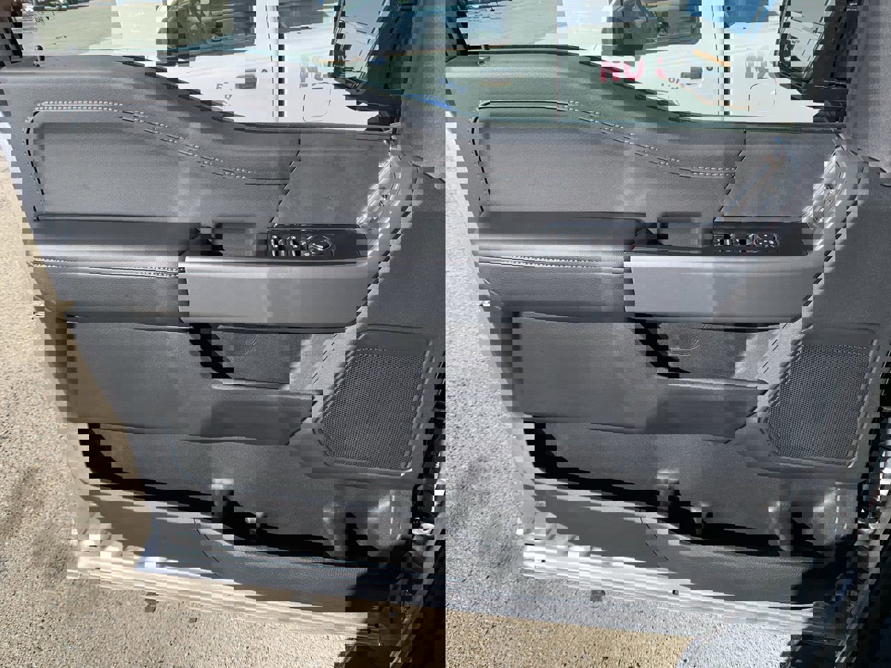 New 2025 Ford F150 XLT image 21