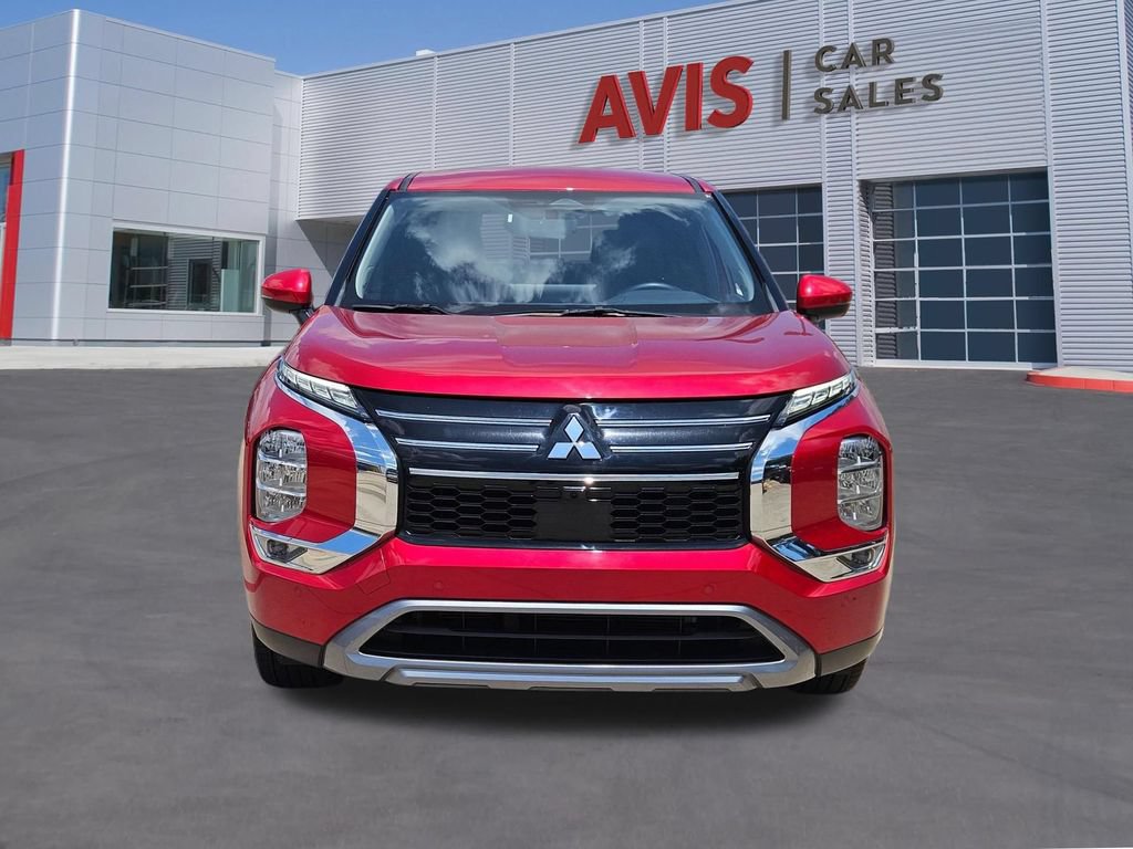 Used 2025 Mitsubishi Outlander SE FWD image 10
