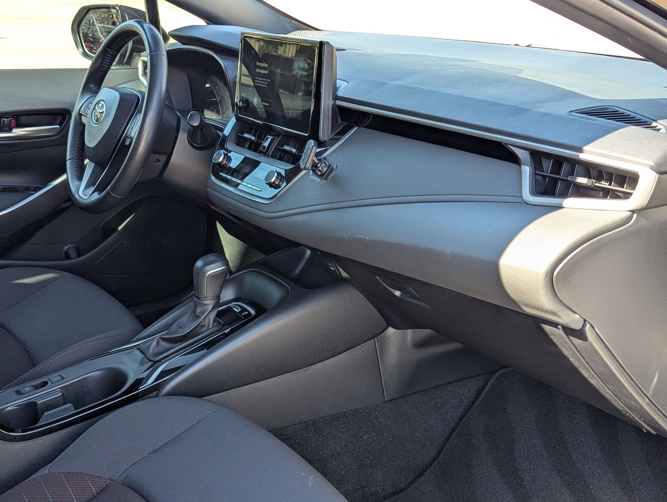 Used 2023 Toyota Corolla SE image 29